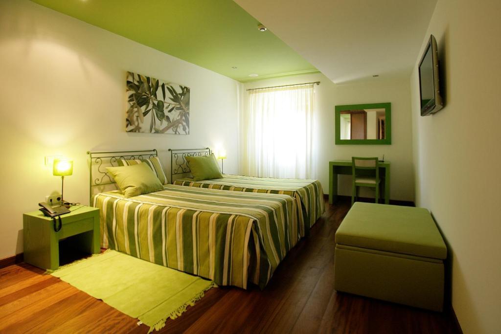 Casa Dos Pocos Hotel Vilar Torpim Room photo